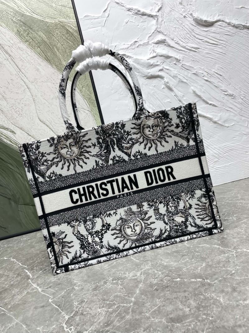 Christian Dior Shopping Bags